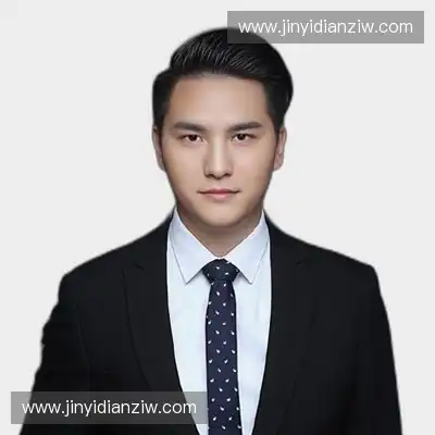 杨怡德